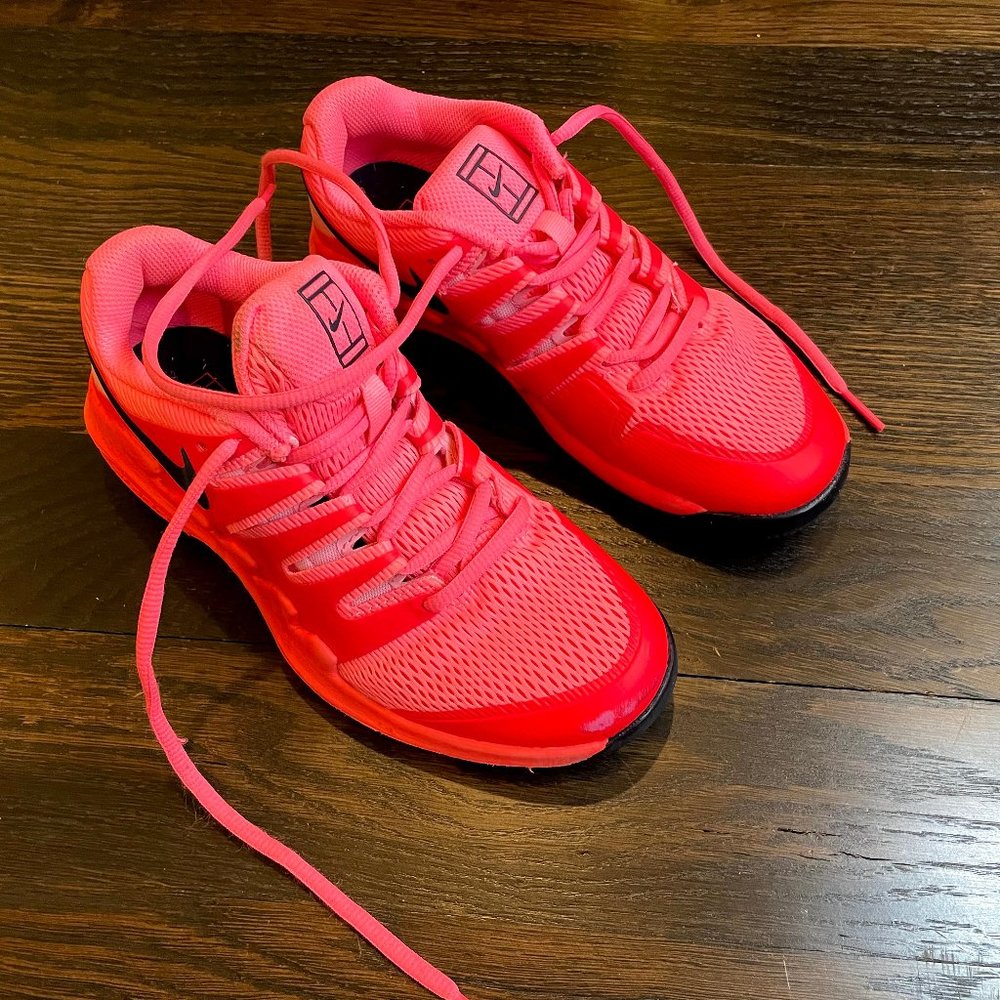 Nike Kids NikeCourt Jr. Vapor X Tennis Shoes